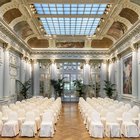 Du Palais Biarritz, In The Unbound Collection By Hyatt Отель