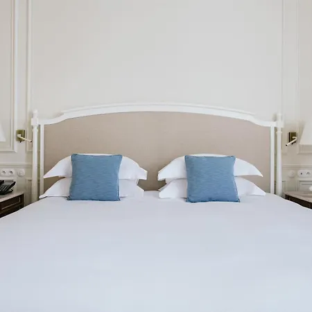 Du Palais Biarritz, In The Unbound Collection By Hyatt מלון ביאריץ