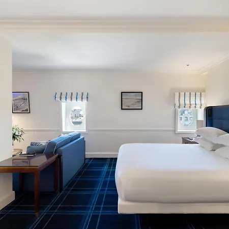 Du Palais Biarritz, In The Unbound Collection By Hyatt ביאריץ