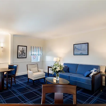 Du Palais Biarritz, In The Unbound Collection By Hyatt ביאריץ