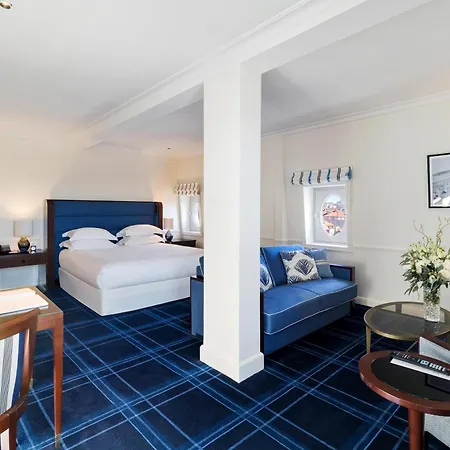Du Palais Biarritz, In The Unbound Collection By Hyatt מלון 5*