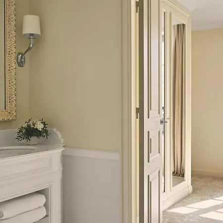 Du Palais Biarritz, In The Unbound Collection By Hyatt Hotel 5*