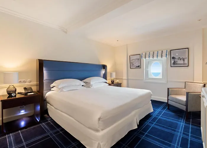 Du Palais Biarritz, In The Unbound Collection By Hyatt 5* ביאריץ